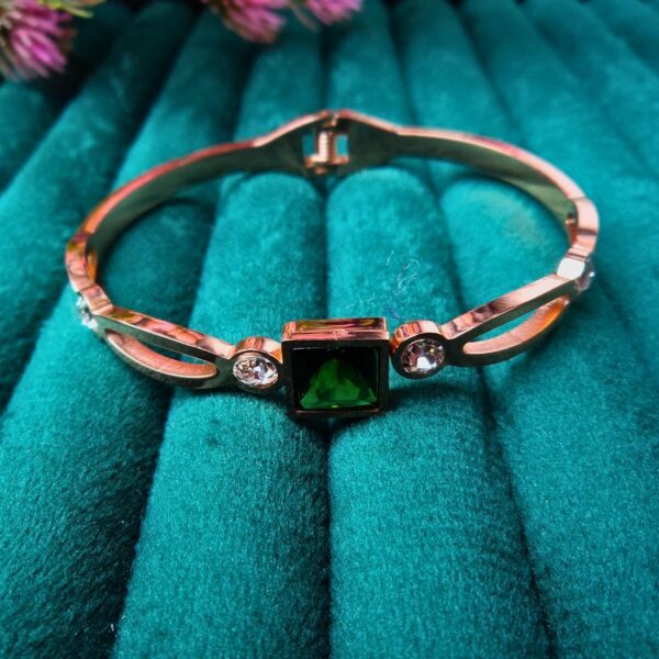Green Artificial Emarald Bracelet - Image 2