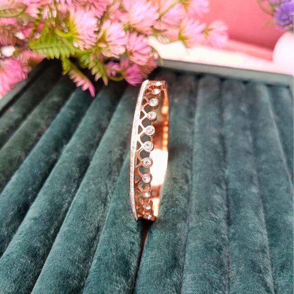 Stainless Steel Anti Tarnish Zircon Gold-plated Bracelet - Image 2