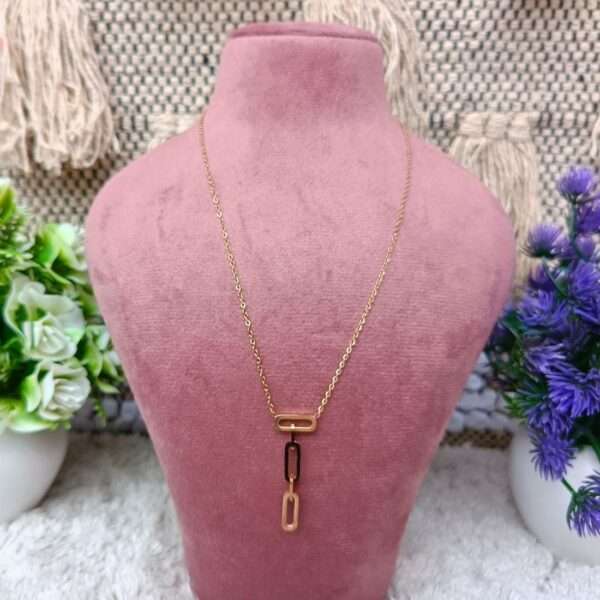 Golden Bond Pendant Stainless Steel Anti Tarnish Chain