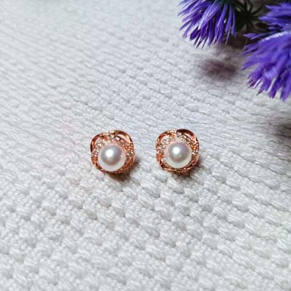 Golden Petal Pearl Stainless Steel Anti Tarnish Earrings - Image 2
