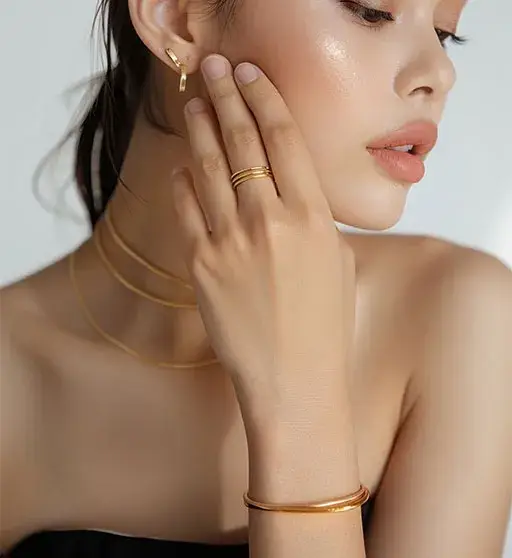 Adornica Fashion